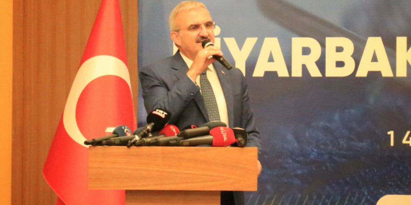 Tekstilcilerden Diyarbakır’da ‘topraktan Podyuma ' Yatırım Zirvesi